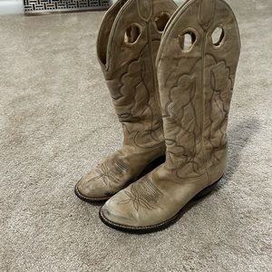 Woman’s cowboy boots